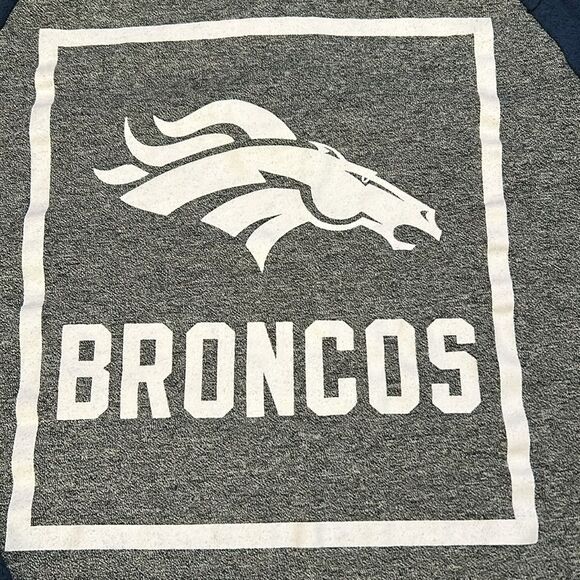 Denver Broncos Lightweight Hoodie-Small - Picture 5 of 7
